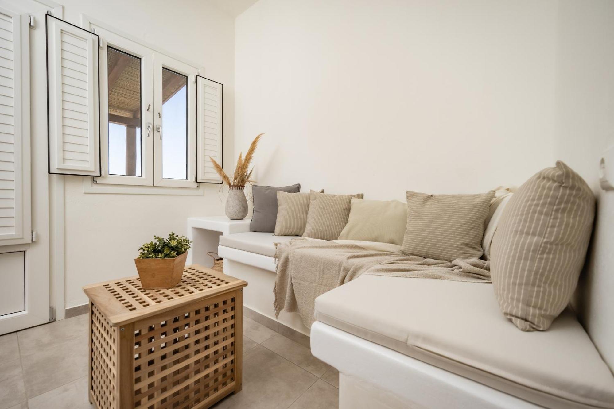 Thea Suites Naxos アギオス・プロコピオス エクステリア 写真
